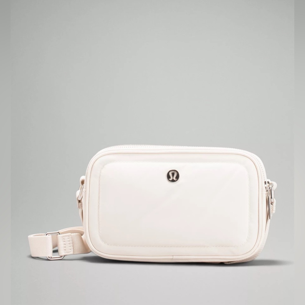 Lululemon Crossbody Camera Bag